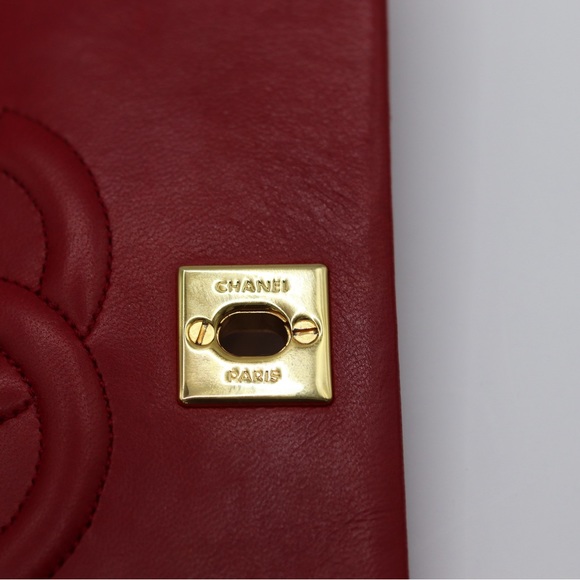 CHANEL Vintage Flap Mini Rectangle Red 1989-1991 - Picture 11 of 16